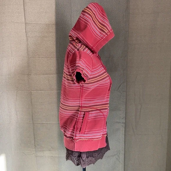 Maurice’s Burnt Red with Stripes Short-sleeve Hooded Top with Pockets Size S - Picture 7 of 10